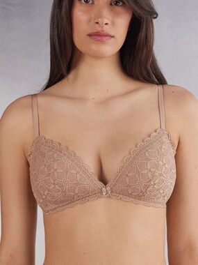 Intimissimi Tiziana Lace Triangle Bra 34B wireless Tiziana Triangle Bra in Lace